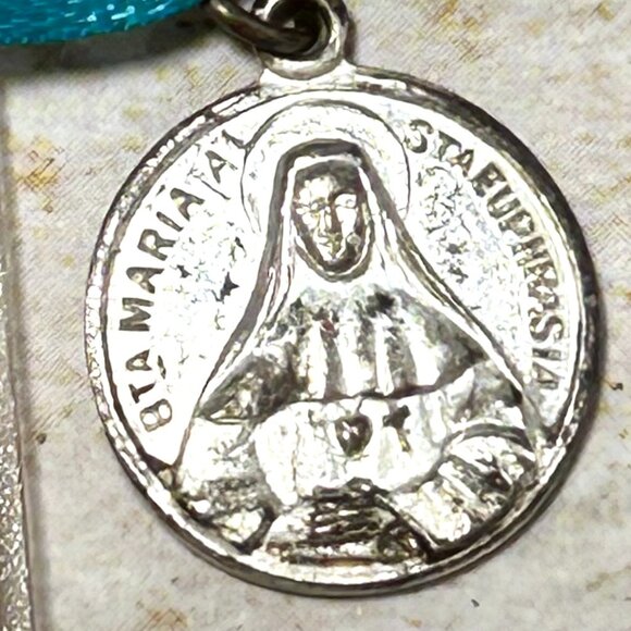 Vintage Catholic Medals Lot Sacred Heart Jesus Mary of Saint Euphrasia Fatima - Picture 4 of 12